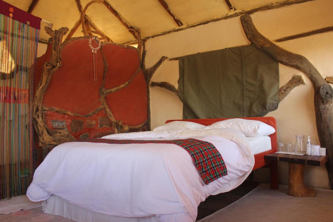 Lion'S Cave Camp, Samburu Villa Archers Post Exteriör bild