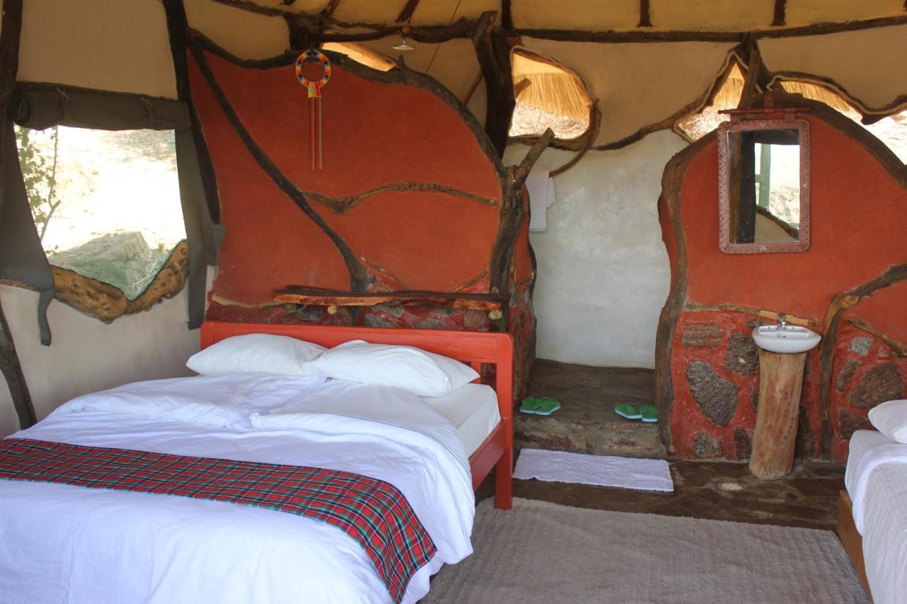 Lion'S Cave Camp, Samburu Villa Archers Post Exteriör bild