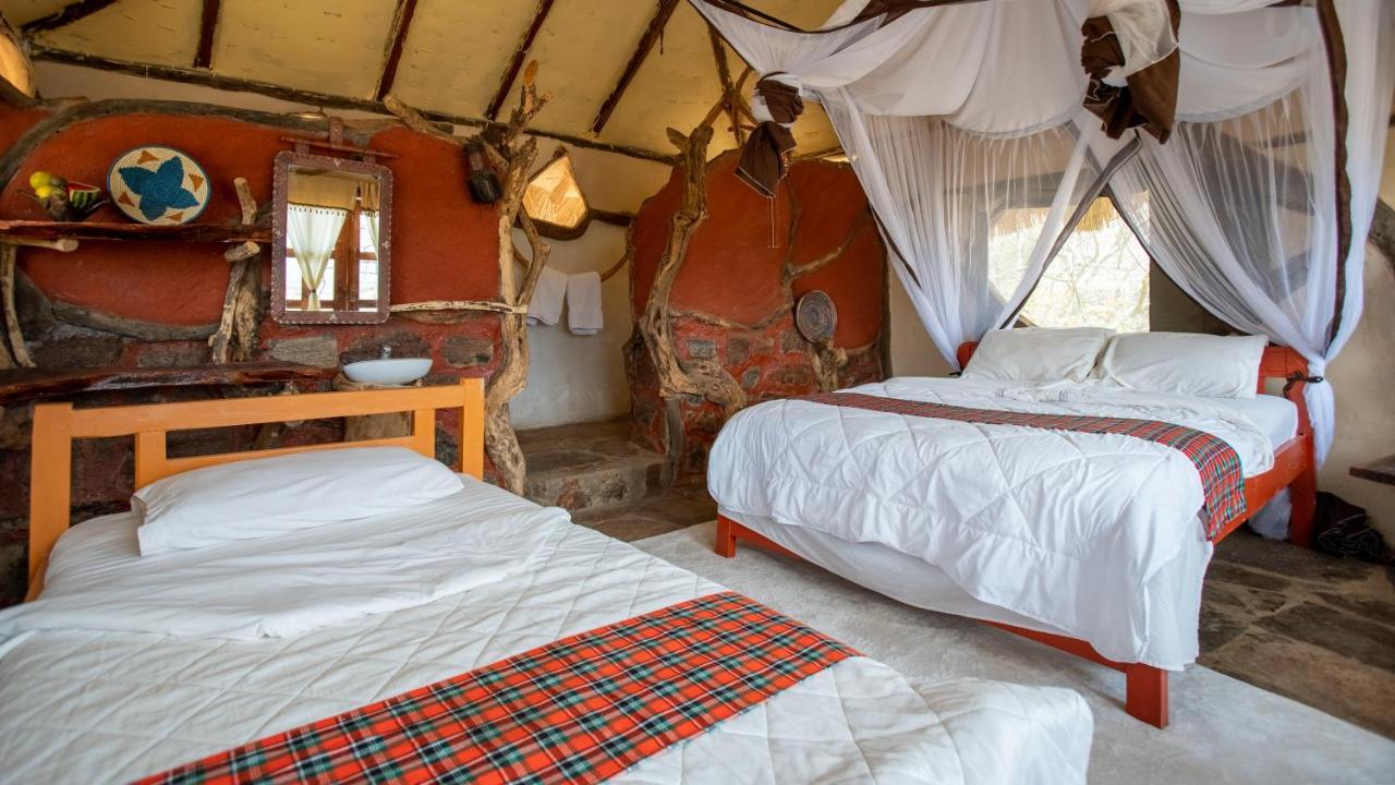 Lion'S Cave Camp, Samburu Villa Archers Post Exteriör bild