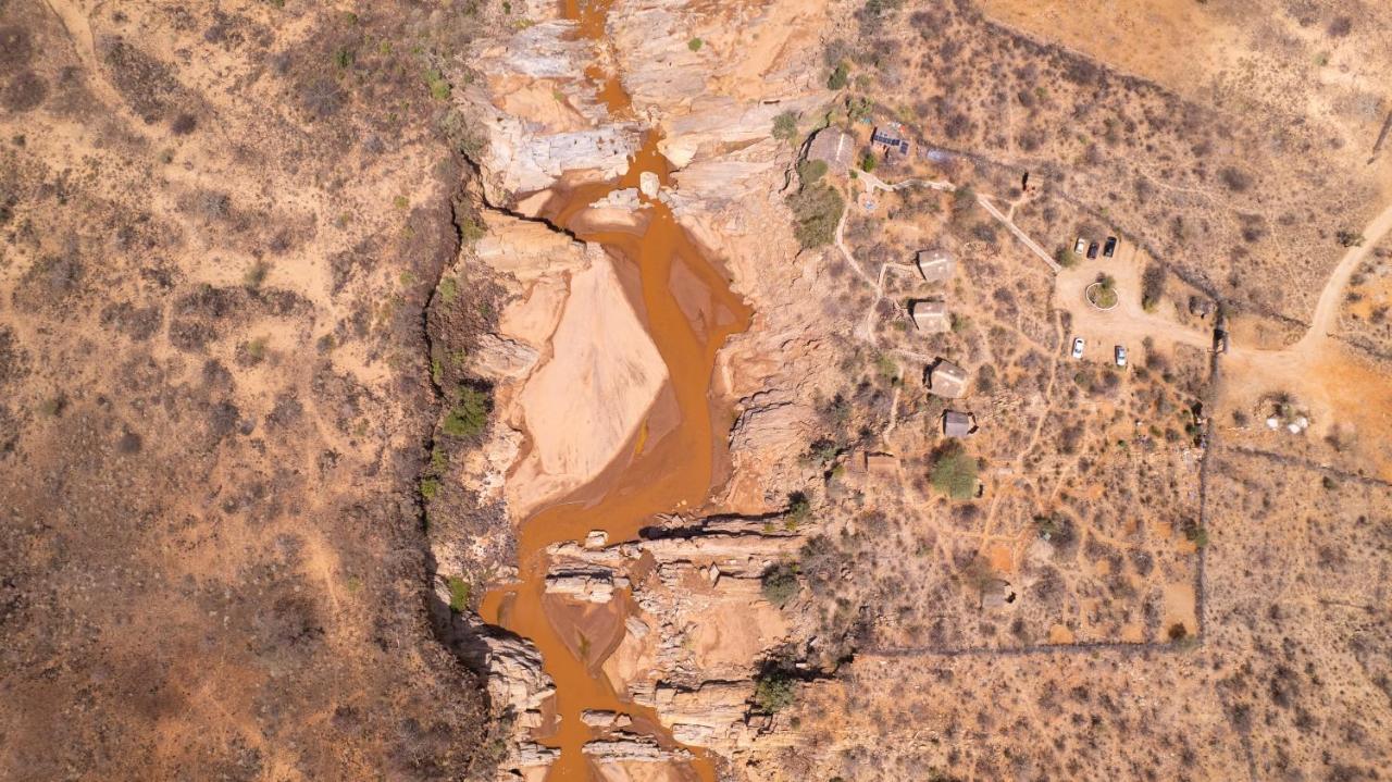Lion'S Cave Camp, Samburu Villa Archers Post Exteriör bild