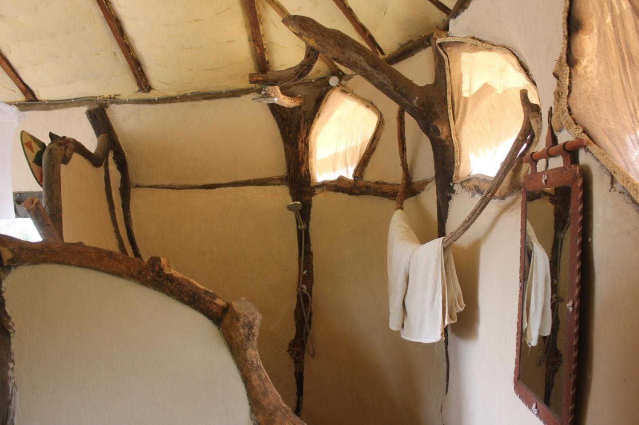 Lion'S Cave Camp, Samburu Villa Archers Post Exteriör bild