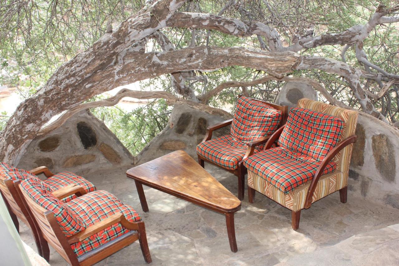 Lion'S Cave Camp, Samburu Villa Archers Post Exteriör bild