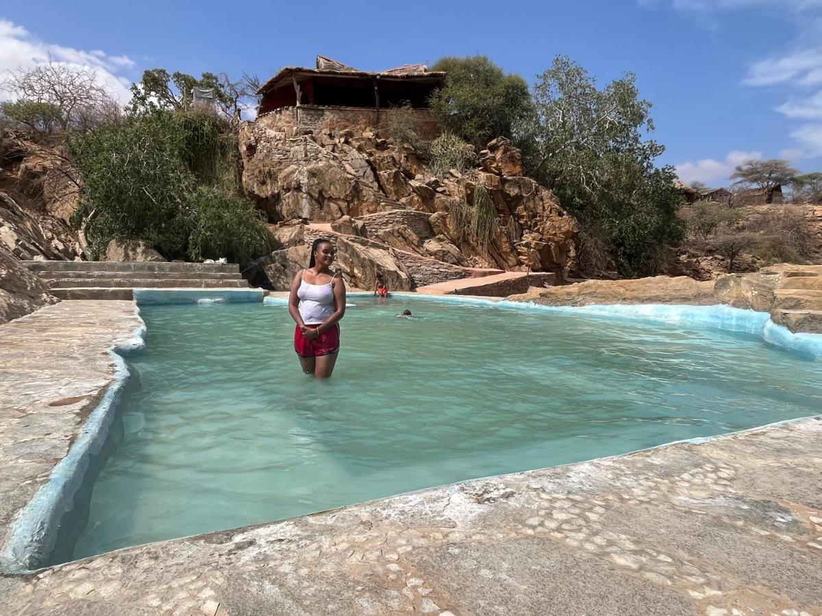 Lion'S Cave Camp, Samburu Villa Archers Post Exteriör bild