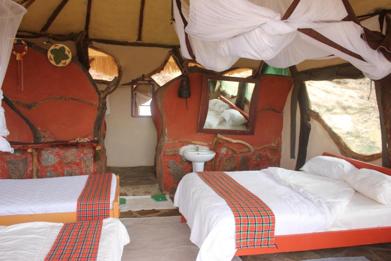 Lion'S Cave Camp, Samburu Villa Archers Post Exteriör bild